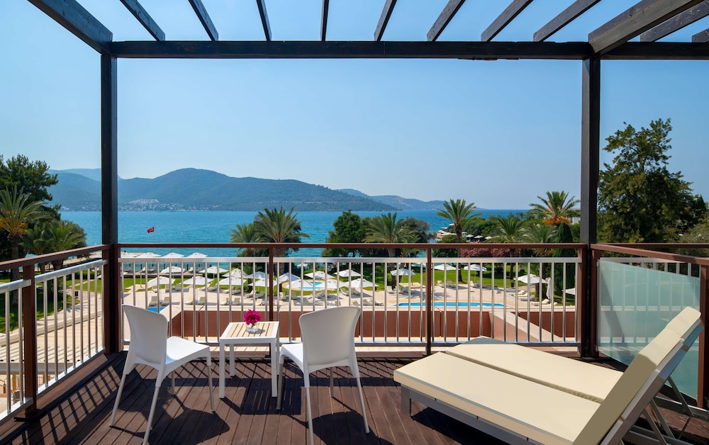DoubleTree by Hilton Bodrum Isil Club Resort - ULTRA HER ŞEY DAHIL - Image 41