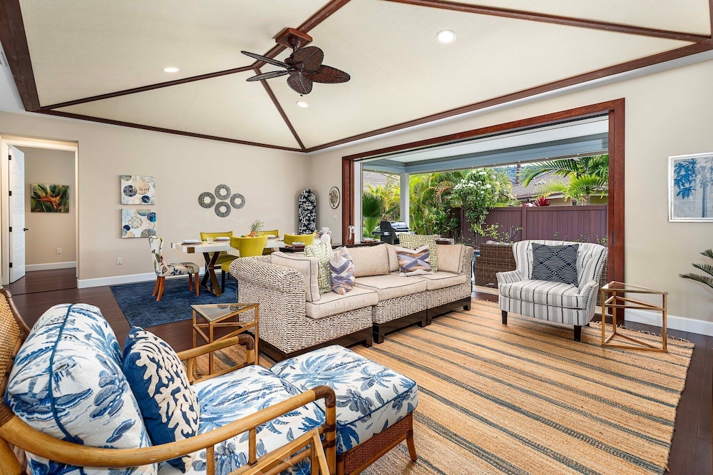 Hawaiian Unit - Outdoor Private Pool - Central AC - Vrkcv