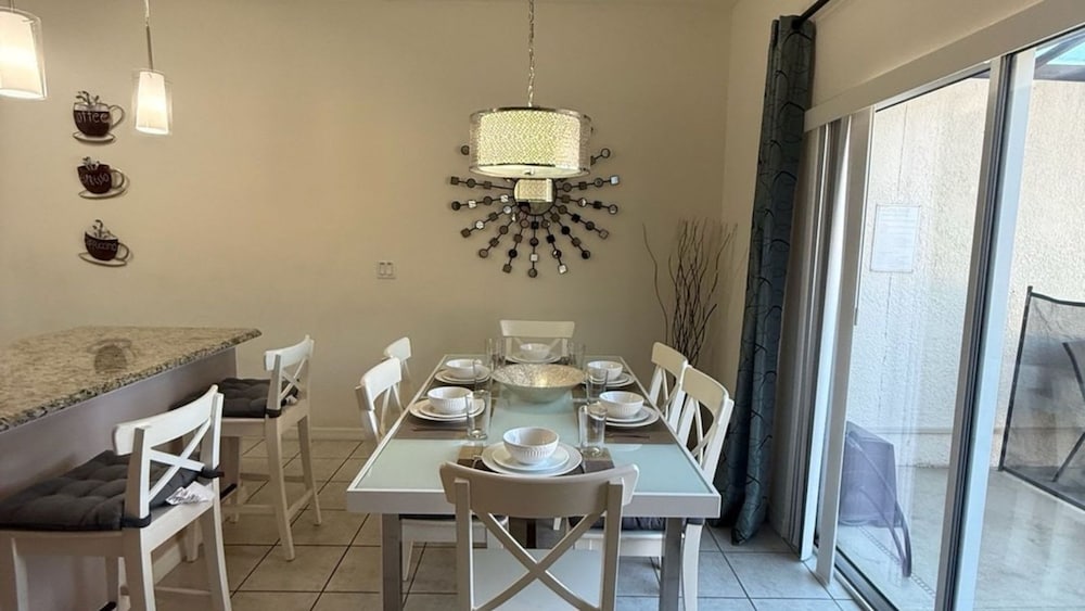 Spacious Family Townhouse Kissimmee - Sleeps 8