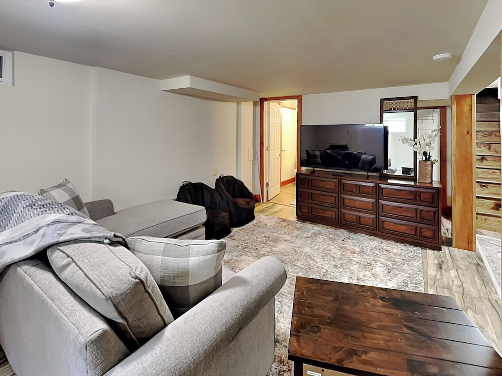 Crow's Point Lakehouse by Taylor Made Deep Creek