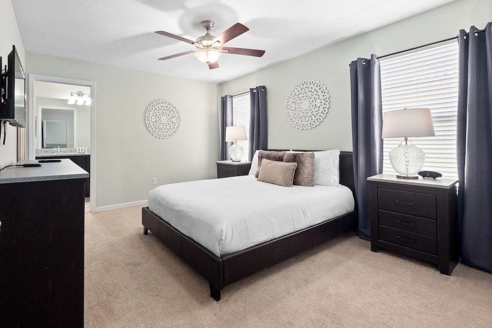 Game Room & Resort Perks: Family Kissimmee Home!