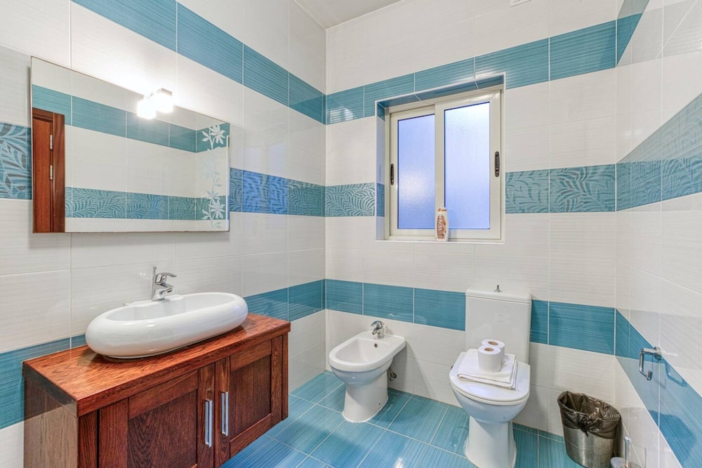 St James the Traditional 4-bed Townhouse Terrace