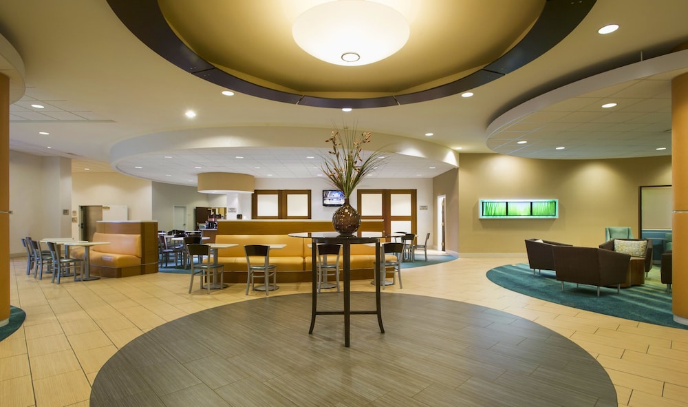 Lawrence Vacations - Springhill Suites by Marriott Lawrence - Property Image 36