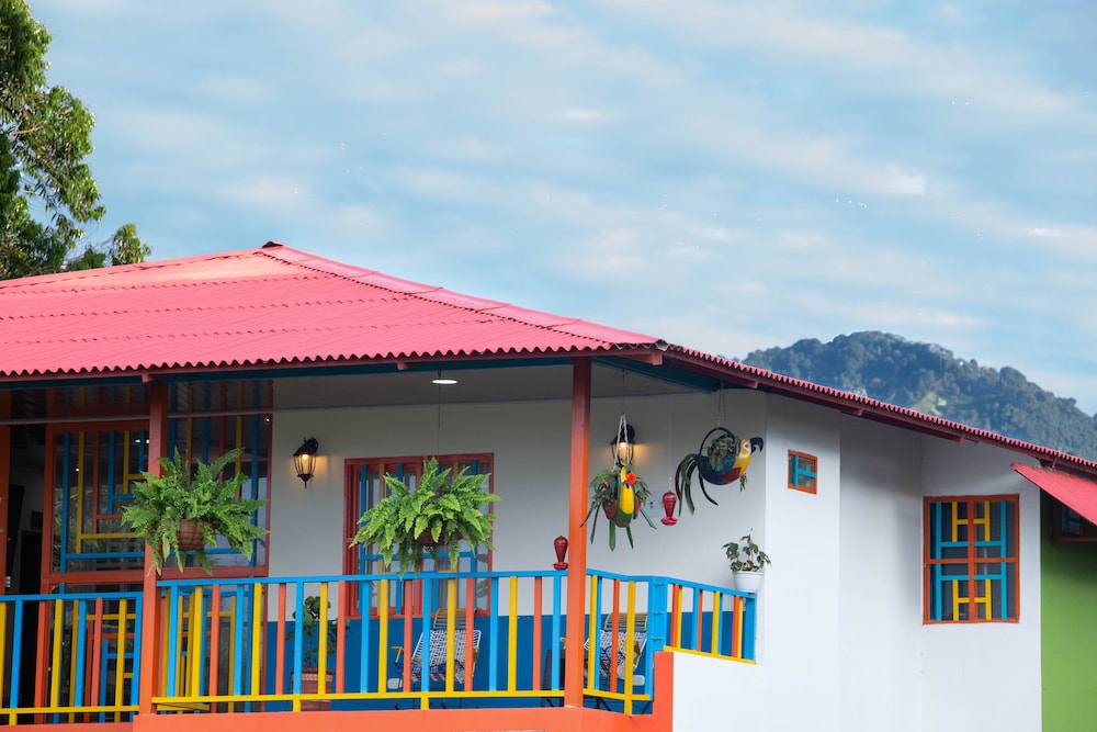 Manantial Hostal