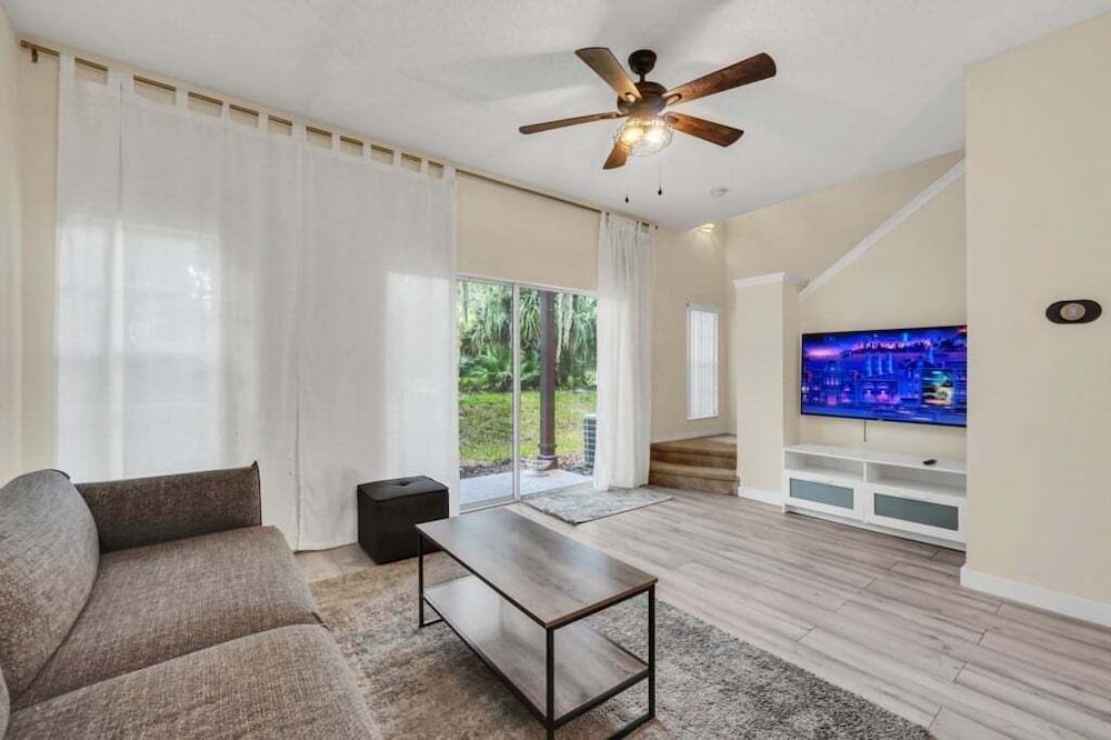 Disney's Back Yard Secret Dream Home! 3 Bedroom Townhouse