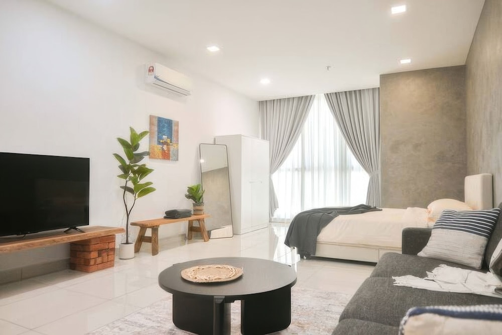 Luxstay Atria Sofo Suites Apartments