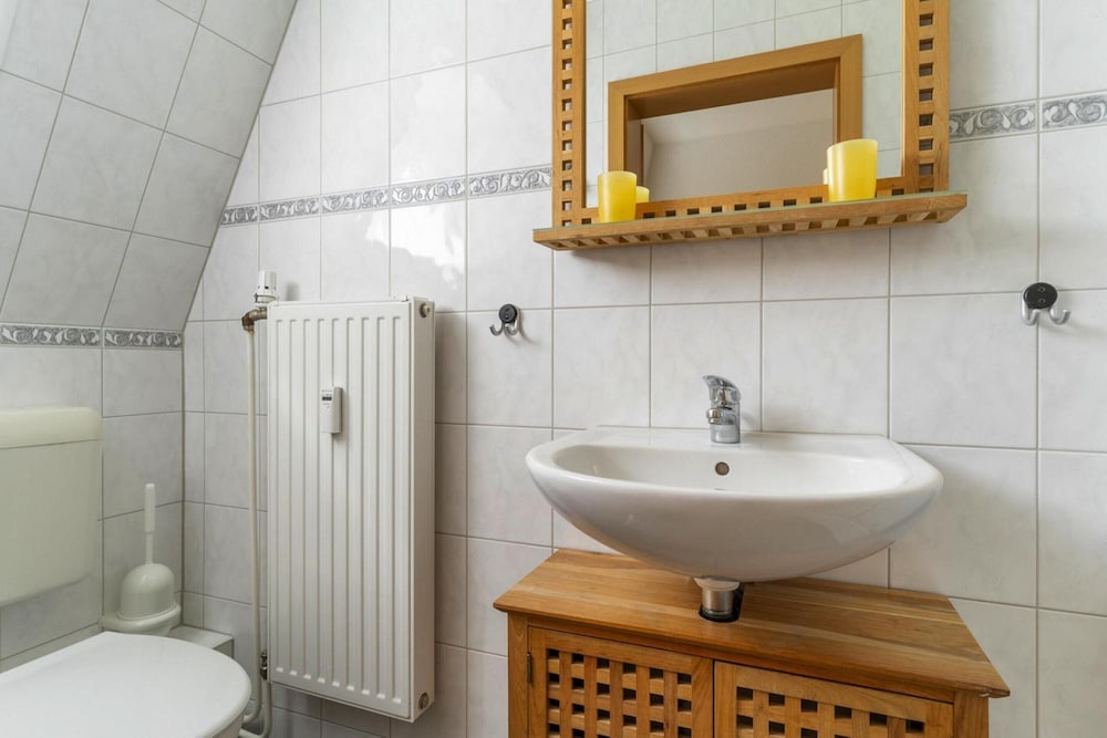 Ferienwohnung, Busum en Büsum — bathroom