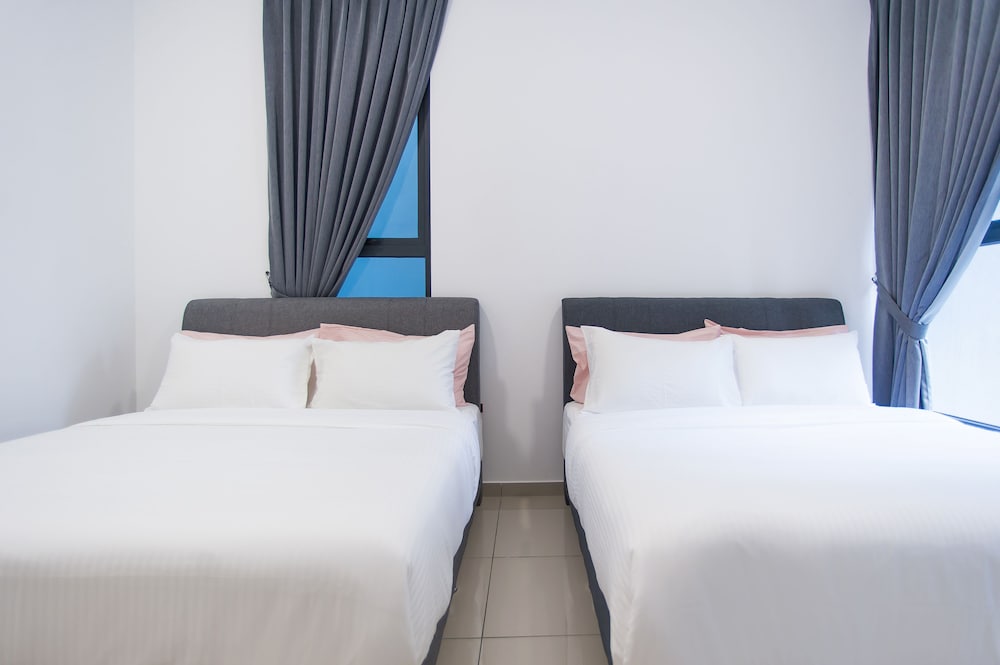 A6 STUNNING Suites Atlantis-Pool View-Jonker Melaka