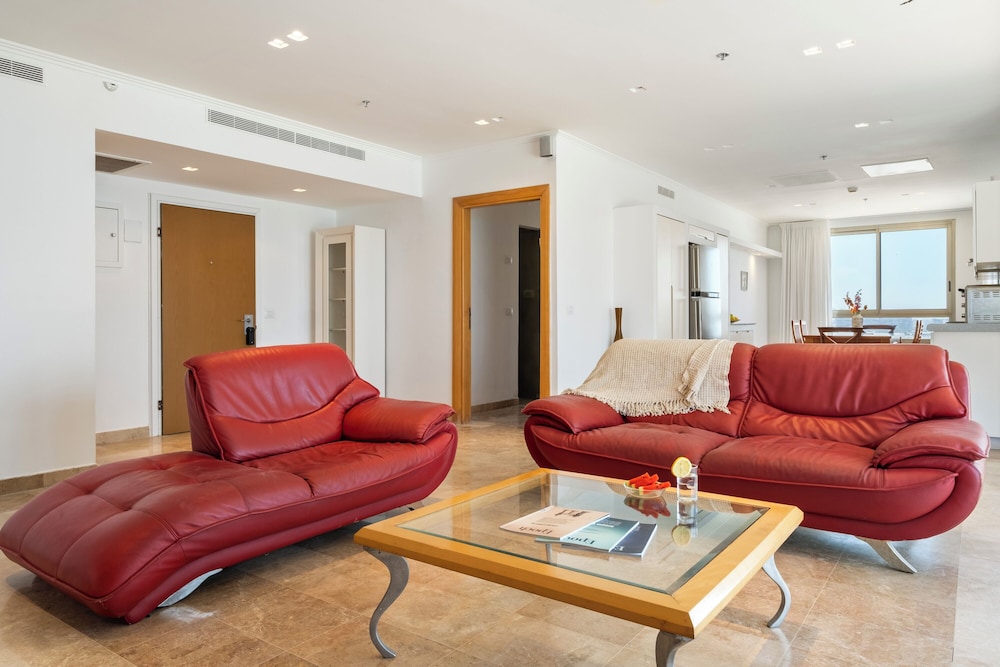 HaCarmel Beach Penthouse by Sea N Rent