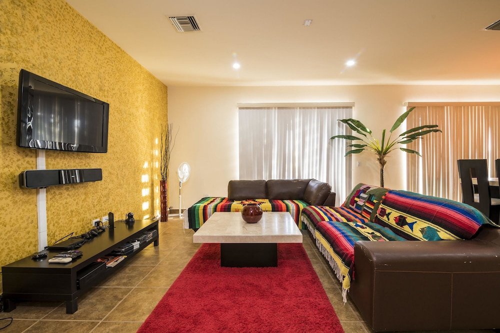 Paraiso Del Mar Resort V103 3 Bed by Casago