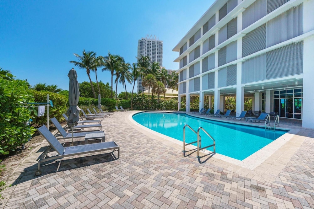 Miami Beachfront Oceanview Condo