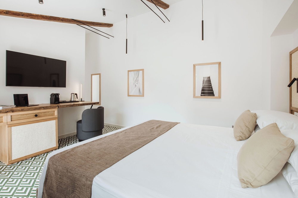 Elegant Suite With Balcony In Sorrento Center Near Oldtown