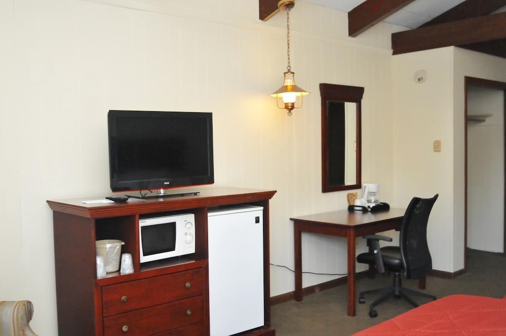 Tea Island Resort