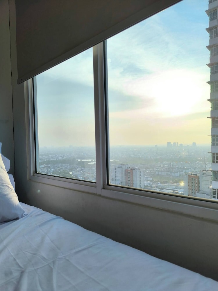 Sky Heaven Greenbay in North Jakarta