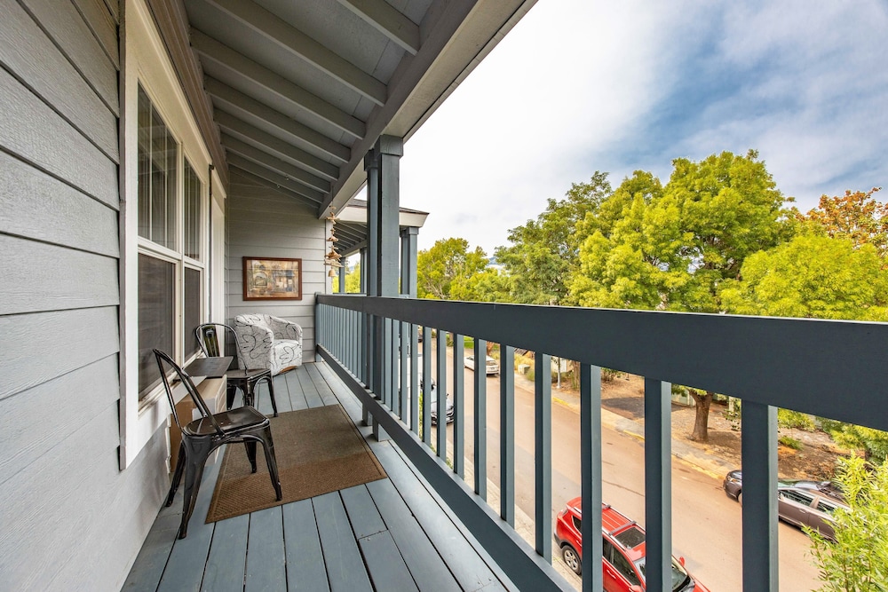 Hood River Vacation Rentals
