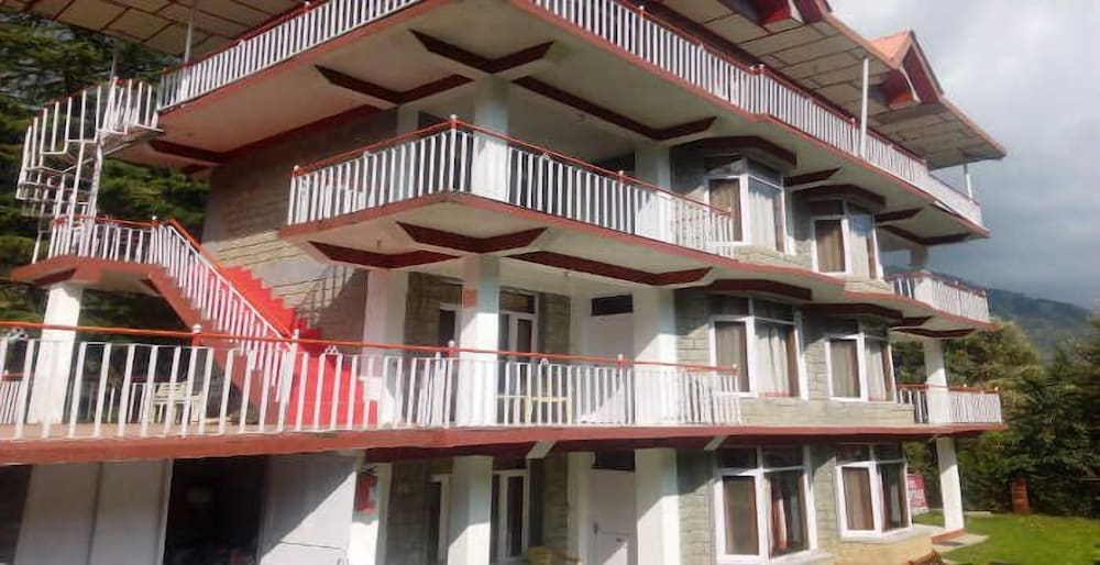 Hotel Dev Cottage
