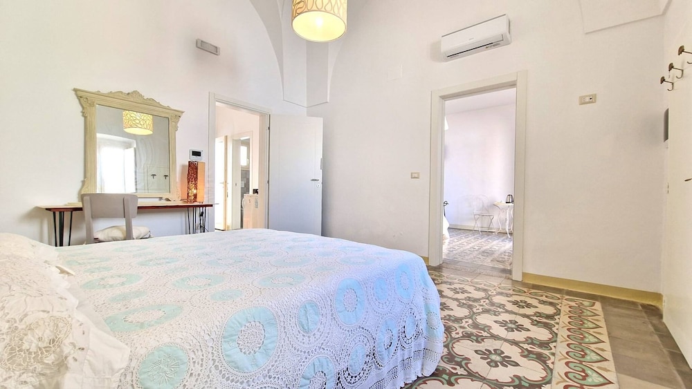 Dimora Maniscalco With Star Vault Ceilings in Matino 2 Bedrooms