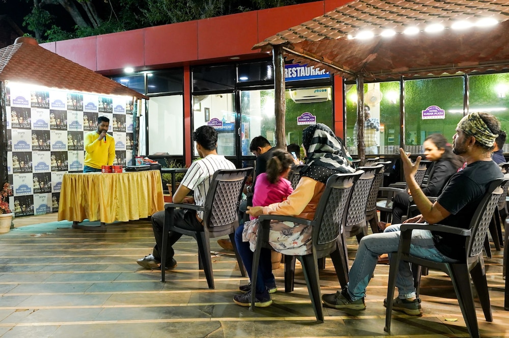 Hotel Kumar Plaza