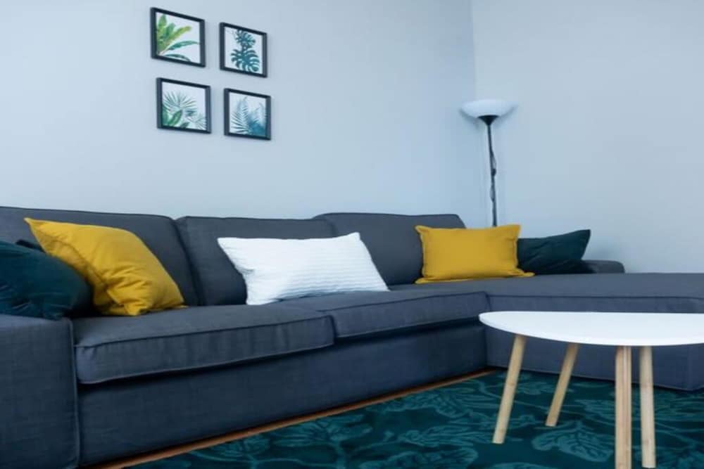 Saint John Vacations - 2BR Condo in Heart of Uptown Coffee Wifi - Property Image 12