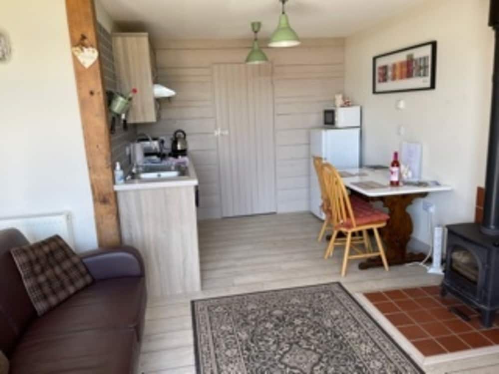 Bike Shed, 1-bed Cottage, Sleeps 2, Pet Friendly view 4