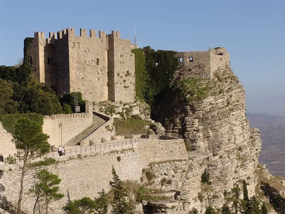 TOC Hostel and Suites Madrid