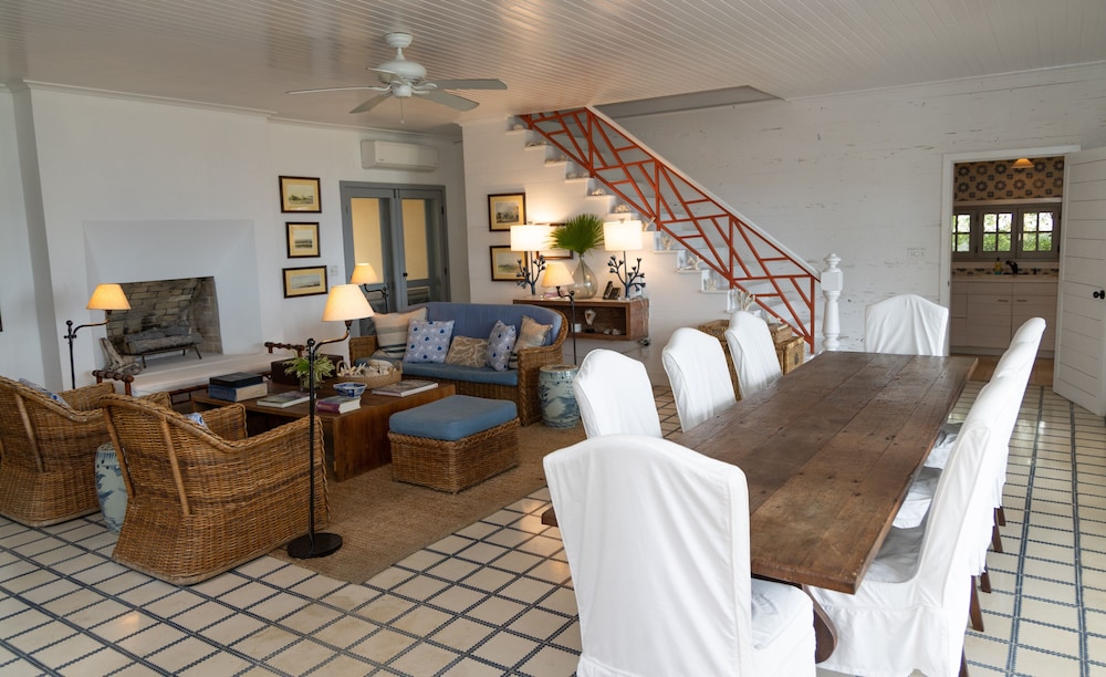 Beehive Harbour Island. Luxury Dream World On The Bay. Private D 5 Bedroom Home