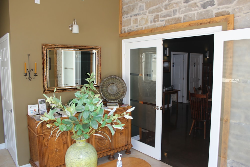 1840 Guest House
