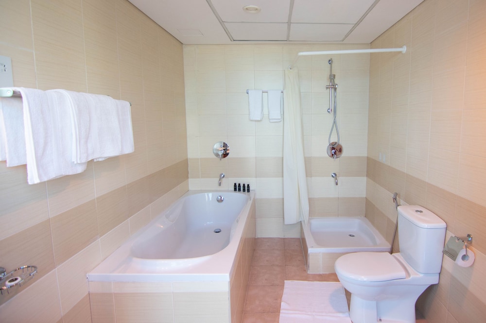 Lux BnB DIFC 2BDR Park Towers