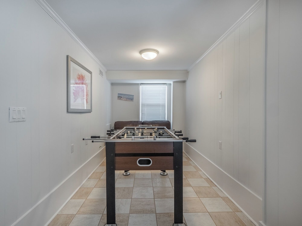 Surfside Cottage by Topsail Realty