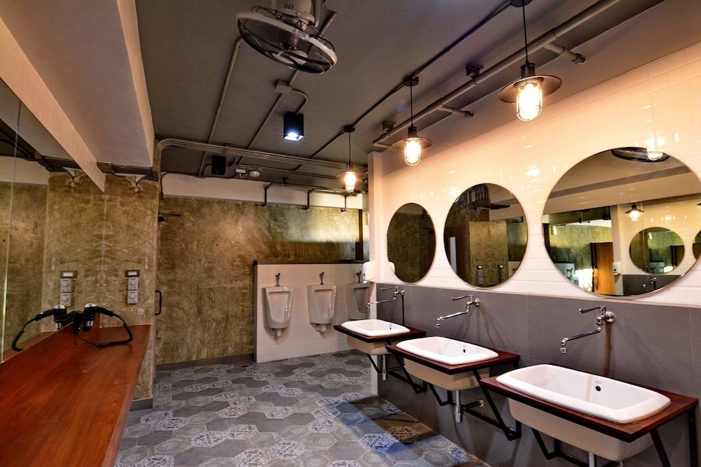 Lana Beds and Spaces - Hostel