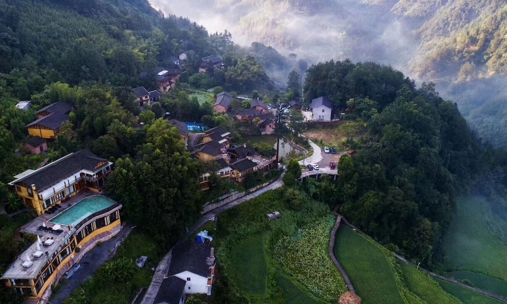 No.5 Valley Lodge