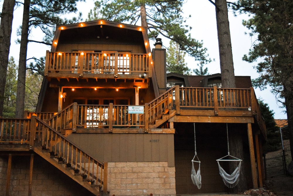 Big Cub Cabin #2521