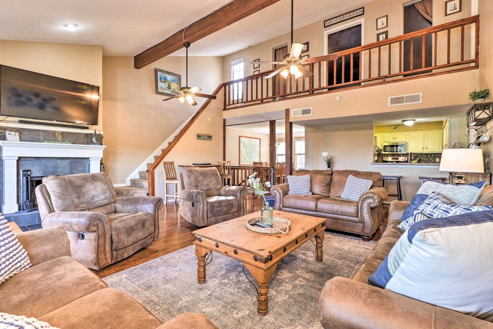 Lakefront Home w/ Point Venture Golf Access! - Property Image 33