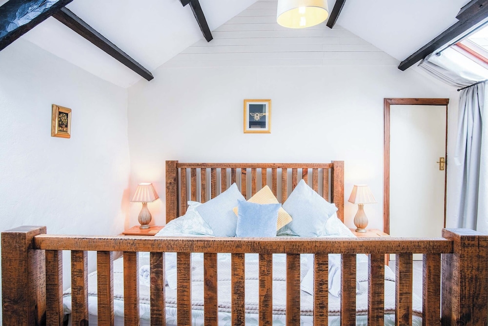 The Loft - 1 Bedroom Apartment view 4