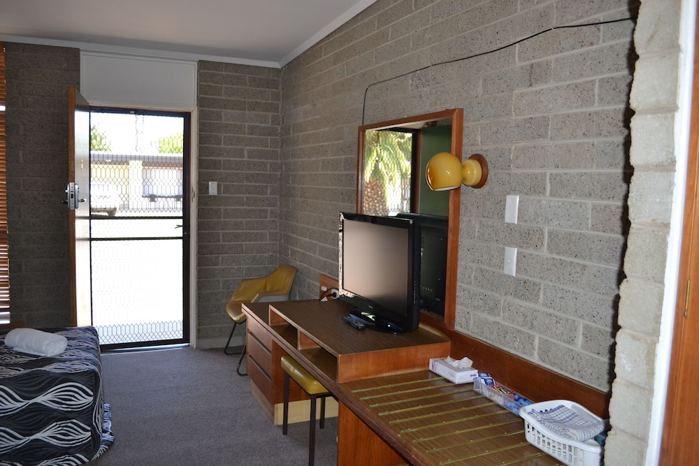 Photo 18
