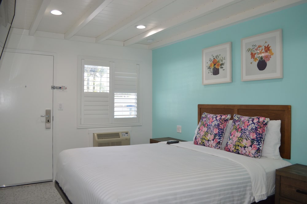 Calafia Inn