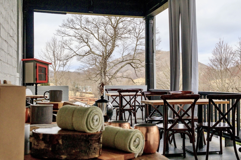 The Inn At Warm Springs