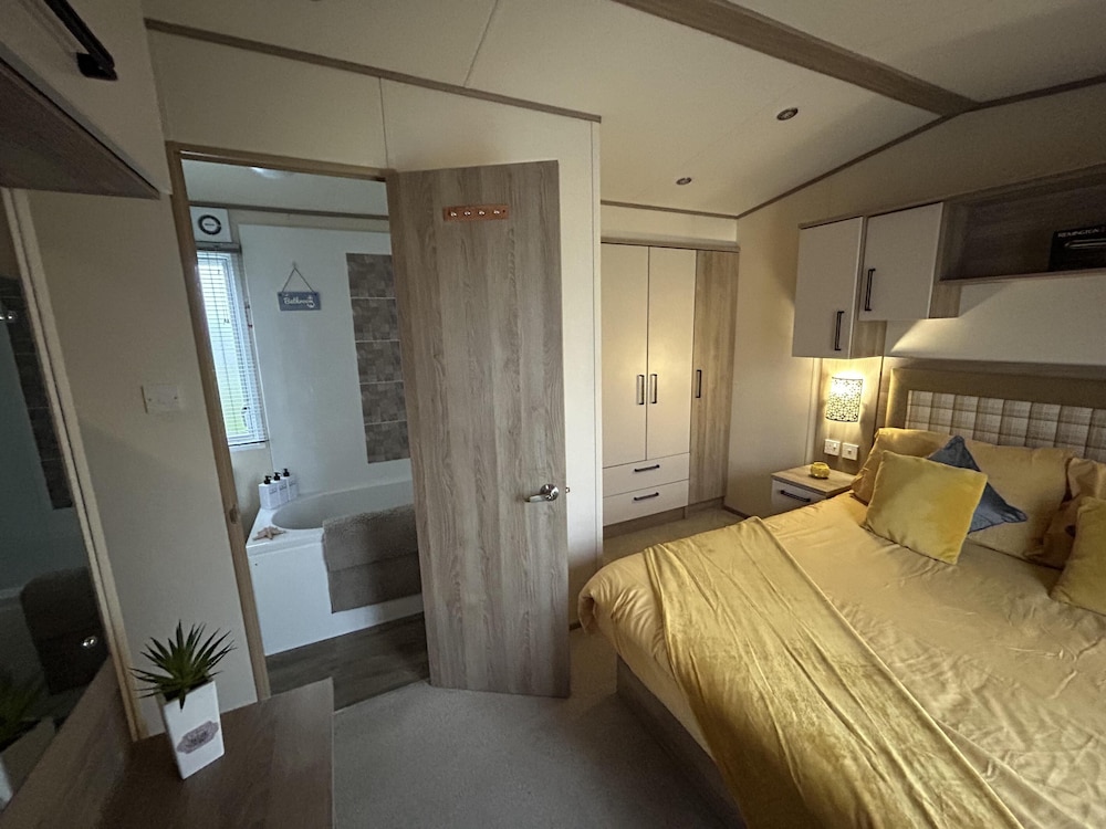 Whitley Bay Vacations - Sun sea and Sand at Whitley bay Caravan Park - Property Image 5