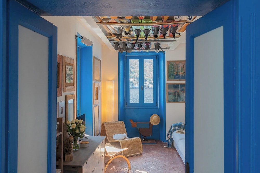 Deriva Apartment on Careno's Beach by Rent all Como