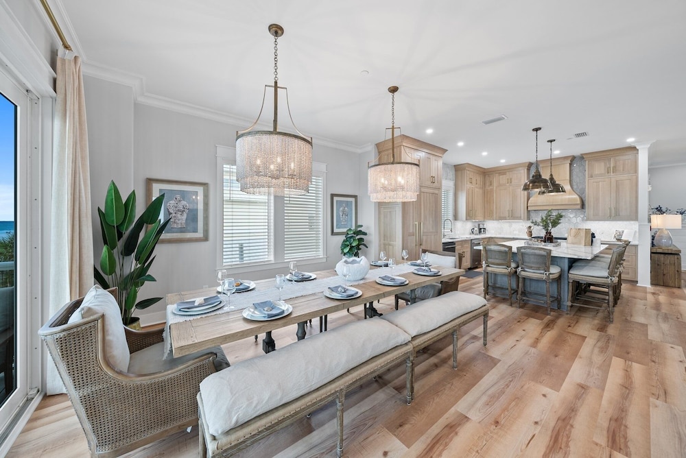 Blessing At Pier Park 6 Bedroom Home