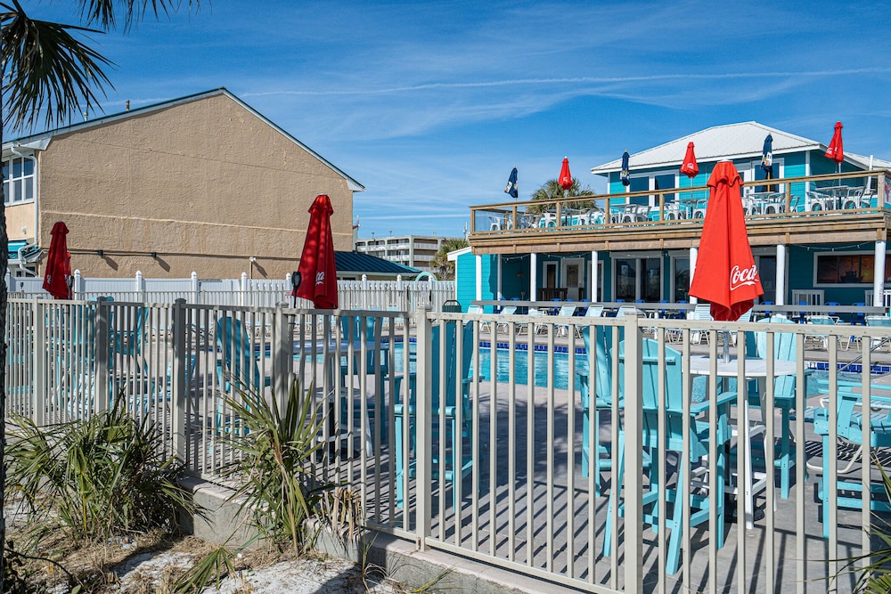 The Turtle Nest Resort Condo w/ Pool! view 4