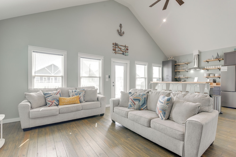 Deck & Patio: Recently Built Bolivar Peninsula Gem