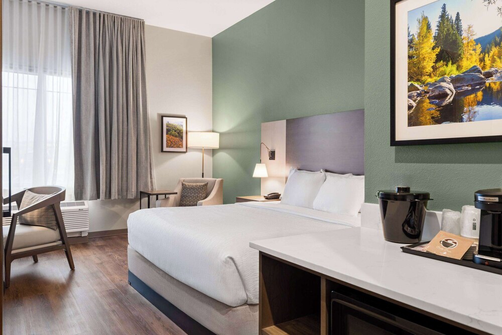 La Quinta Inn And Suites By Wyndham Lincoln