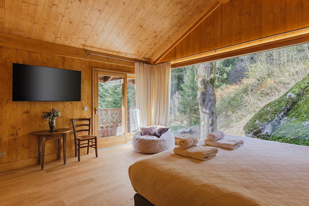 Chalet Scierie - Luxury Chalet With hot tub