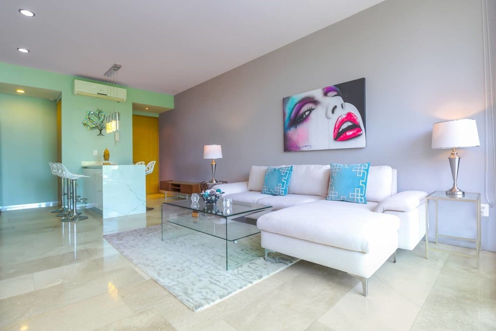 NEW LUX 2BR Balcony Dream Location Pool Shops view 5