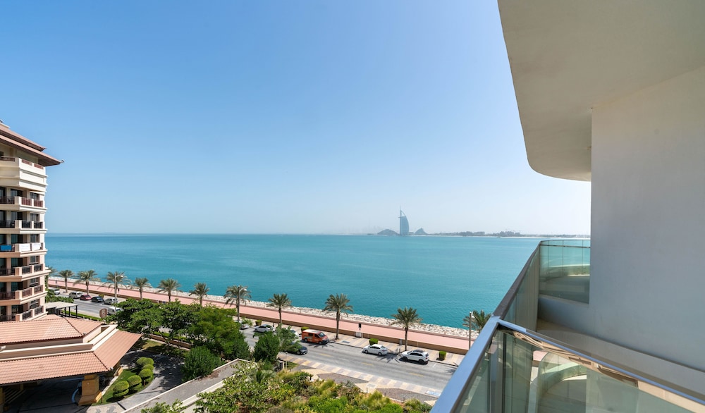 Dream Inn Apartments - Mina by Azizi