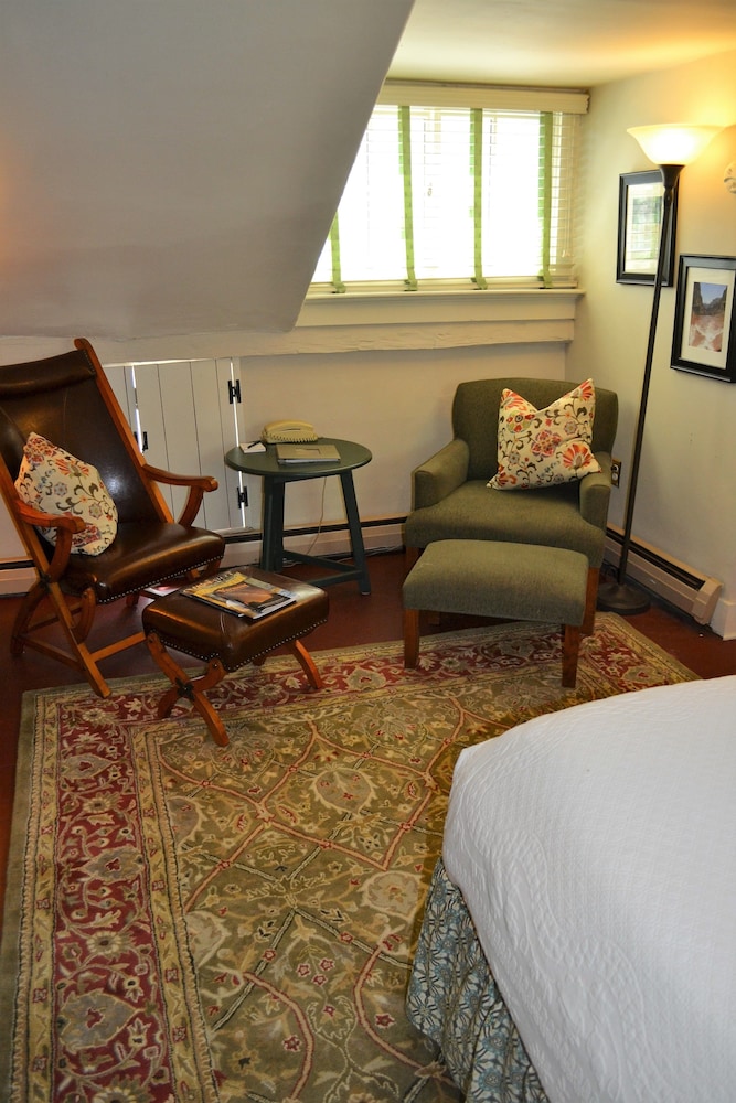 The Inn at Weathersfield view 3