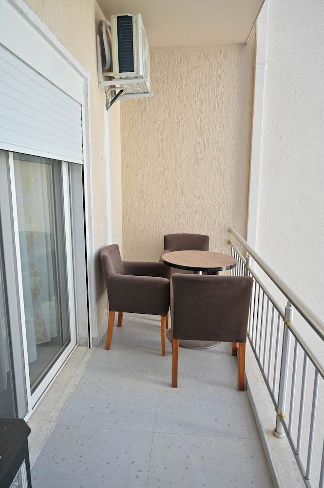 Elite Apartments