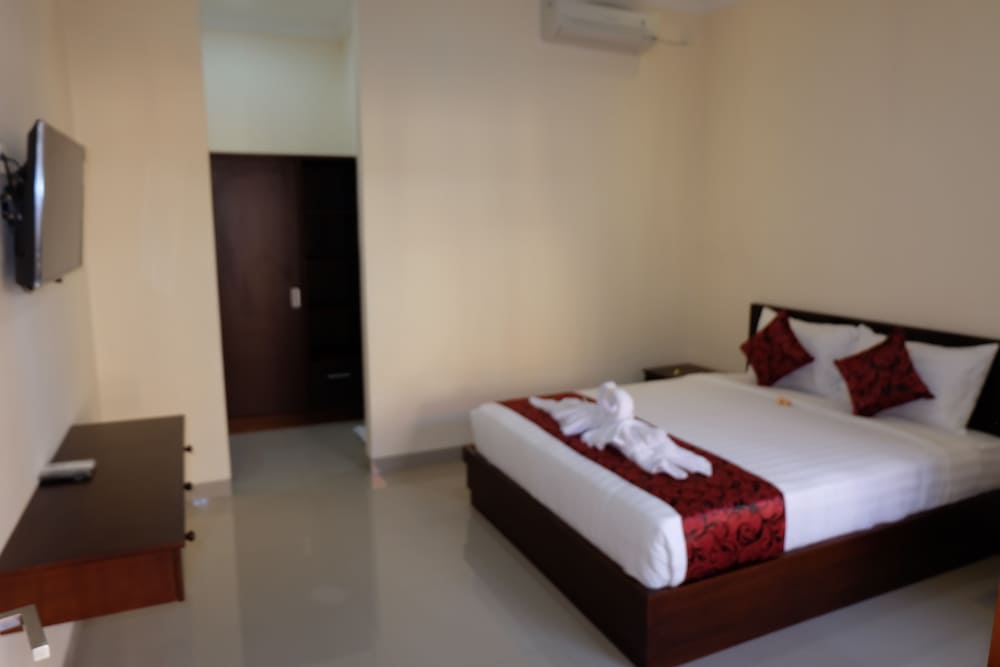 Tom's Inn Pecatu