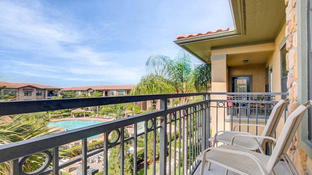 Bella Piazza 904 - 535 view 5